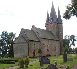 Husaby_kyrka.jpg